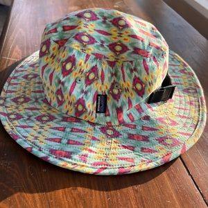 Patagonia Bucket Hat—RUNS SMALL